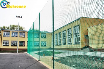  Siatka ochronna - ogrodzenie boiska sportowego - 8x8, 5mm 