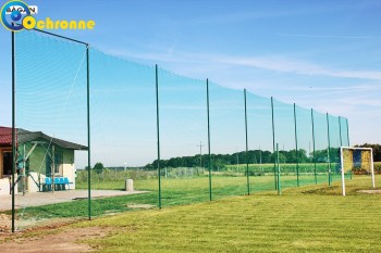  Siatka ochronna na ogrodzenie dla boiska - 10x10cm, 4mm 